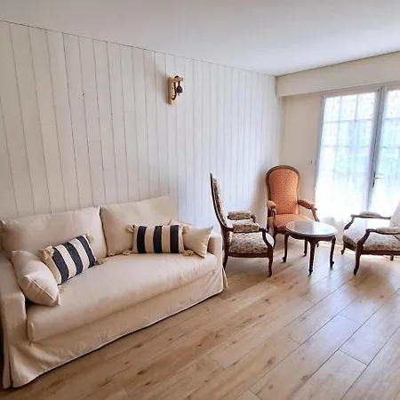 Semesterbostad Grande Maison Classee - D'olonne Les Sables-dʼOlonne